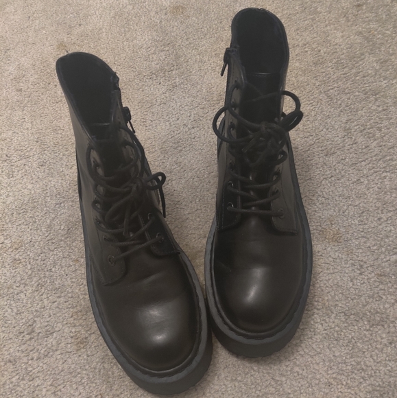 Pull and Bear Block heel lace up ankle boots - Picture 5 of 8